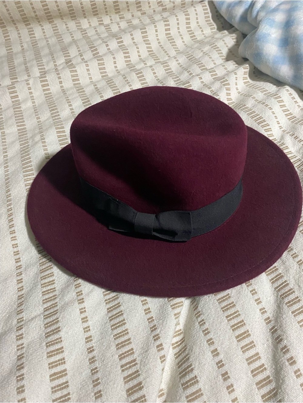 Women’s Burgundy Felt Wide-Brim Fedora with Black Ribbon